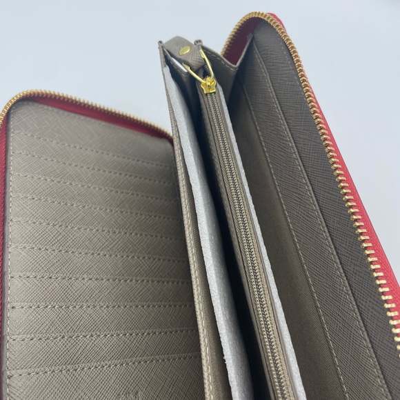 Neiman Marcus Red Zipper Wallet NWT - Picture 9 of 11